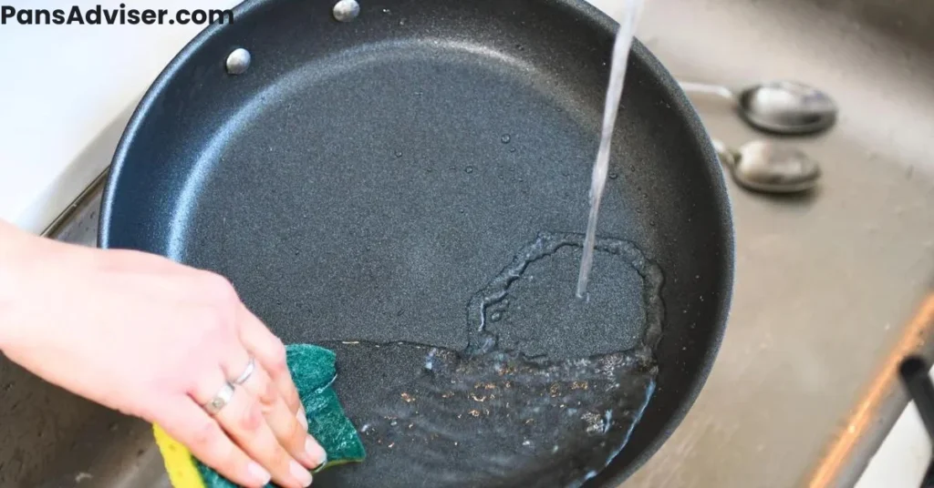 Hand Washing non-stick pan